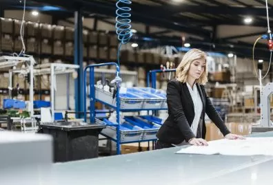 lady working in a warehouse